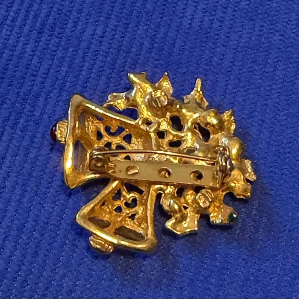 Festive  Gold and Green Bell Brooch with Pearls